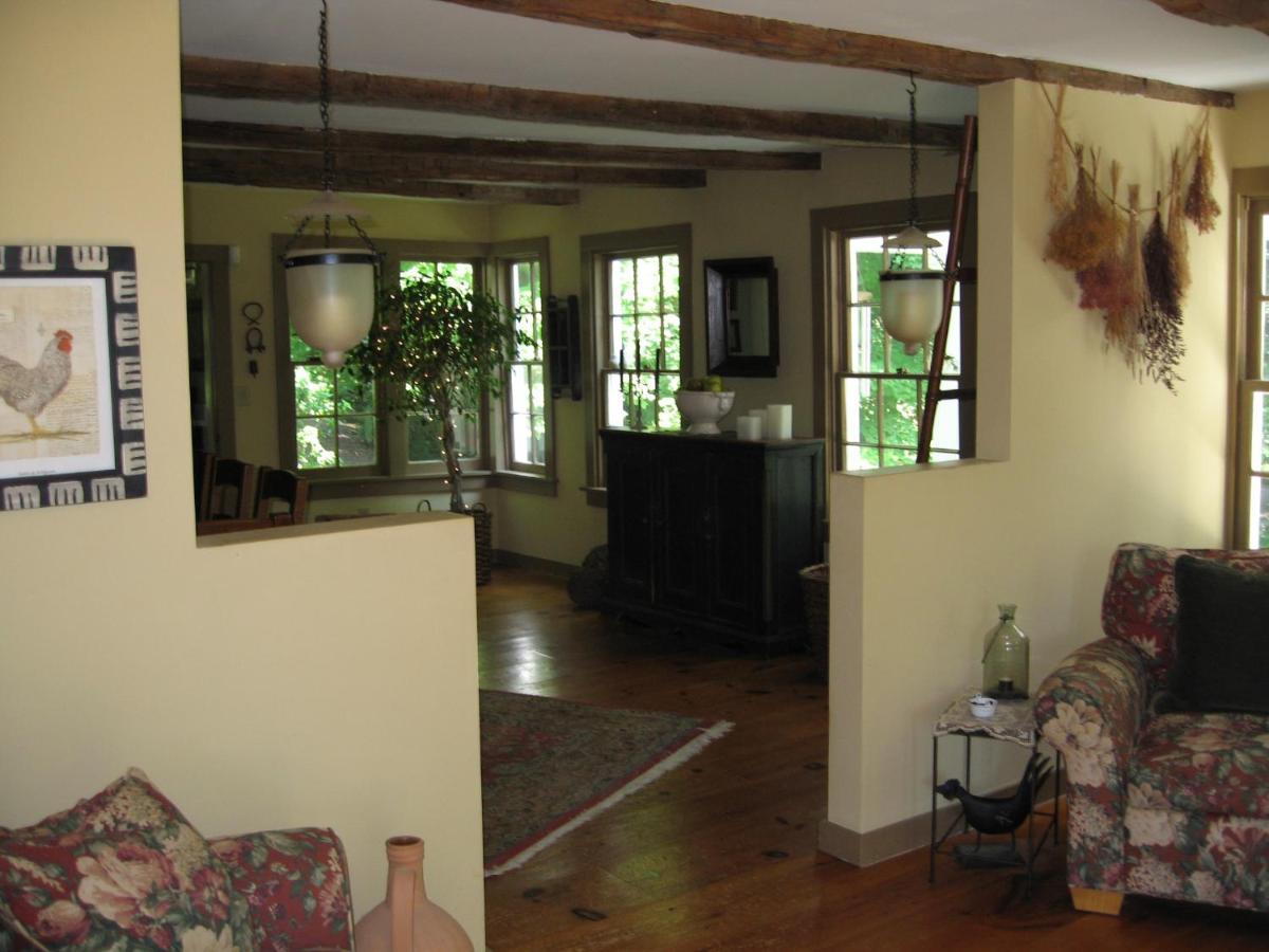 B&B On Seven Acres With Private Bed & Bath Clinton Corners Екстериор снимка